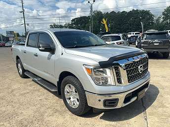 2018 Nissan Titan SV 