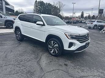 2025 Volkswagen Atlas SE 