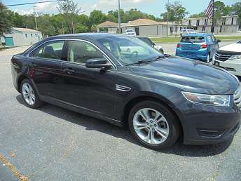 2017 Ford Taurus SEL 