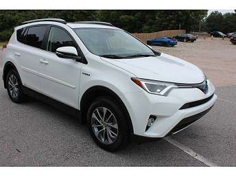 2017 Toyota RAV4 XLE 