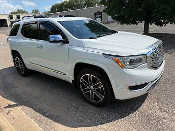 2019 GMC Acadia Denali 