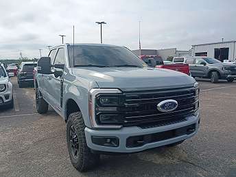 2025 Ford F-250 Platinum Edition 