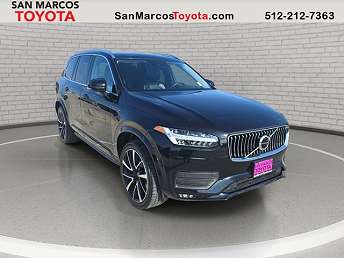 2020 Volvo XC90 T6 Momentum 