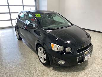 Black Chevrolet Sonic LTZ 2012