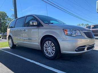 2016 Chrysler Town & Country Touring 