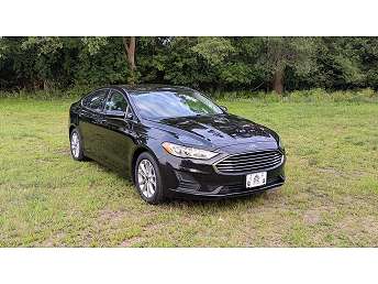2020 Ford Fusion SE 