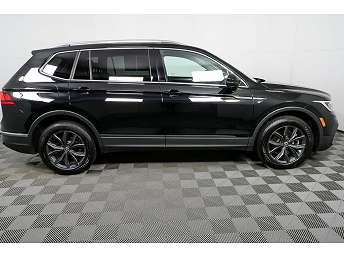 2023 Volkswagen Tiguan SE 