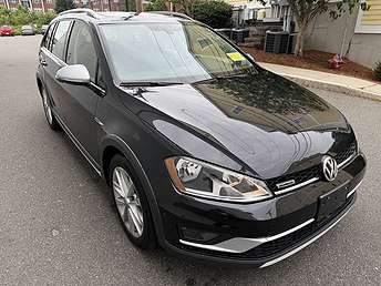 2017 Volkswagen Golf SE 