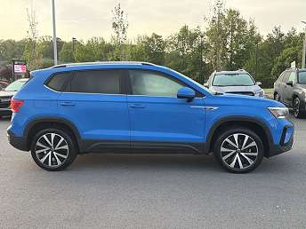 2023 Volkswagen Taos SE 