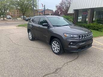 2023 Jeep Compass Latitude 