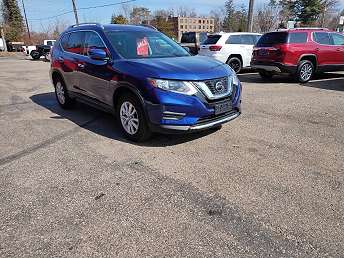 2020 Nissan Rogue SV 