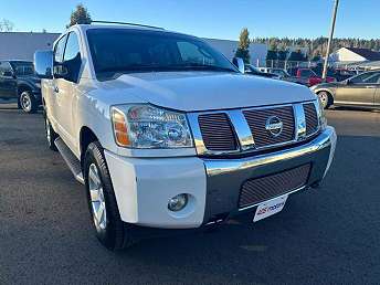 2004 Nissan Armada LE 