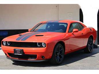 2022 Dodge Challenger SXT 