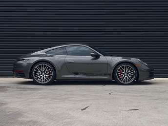 2024 Porsche 911 Carrera S 