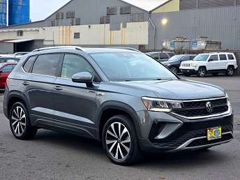 2023 Volkswagen Taos SE 