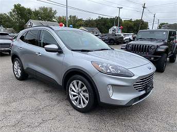 2022 Ford Escape Titanium 