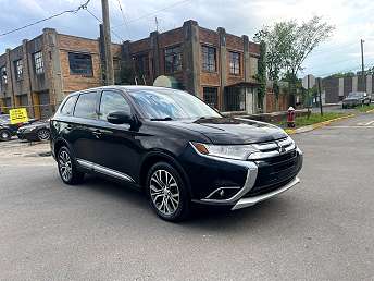 2018 Mitsubishi Outlander SE 