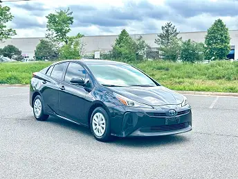 2019 Toyota Prius L Eco