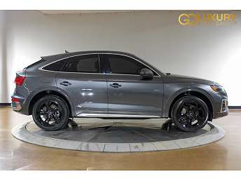 2023 Audi Q5 Premium Plus 