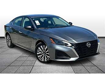 2024 Nissan Altima SV 