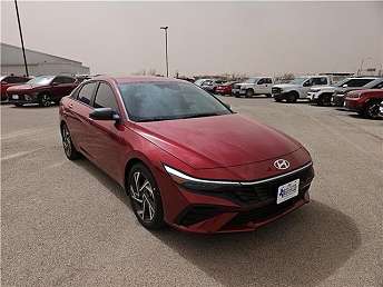 2025 Hyundai Elantra SEL 