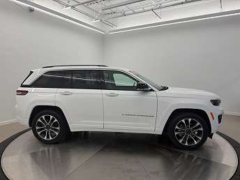 2023 Jeep Grand Cherokee Overland 