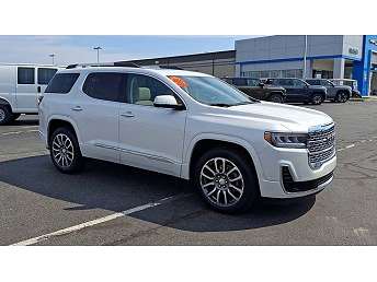 2022 GMC Acadia Denali 