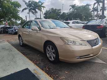 Gold Lexus ES Sedan 2007
