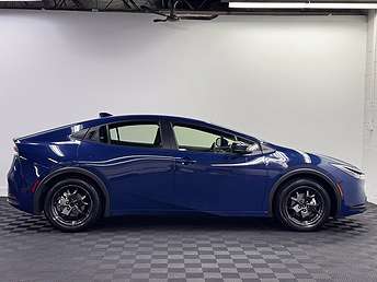 2024 Toyota Prius LE 