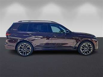 2024 BMW X7 M60i 