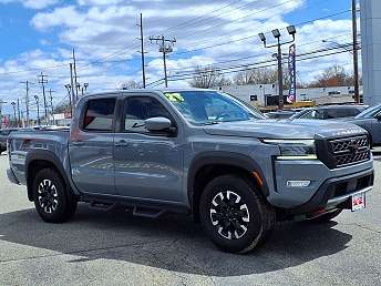 2023 Gray Pickup Nissan Frontier