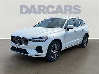 2022 Volvo XC60 B6 Inscription 