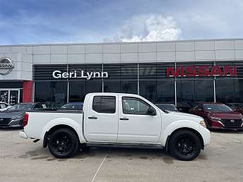 2020 Nissan Frontier SV 