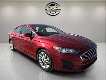 2020 Ford Fusion SE 