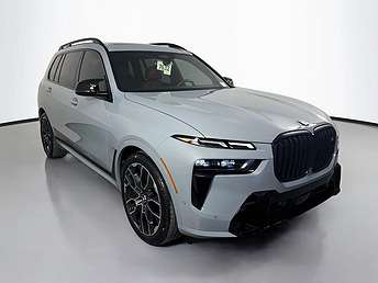 2026 BMW X7 M60i 