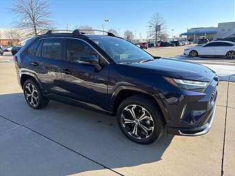 2025 Toyota RAV4 XSE 