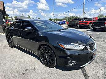 2019 Nissan Maxima SR 