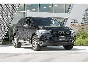 2025 Audi Q7 Premium Plus 