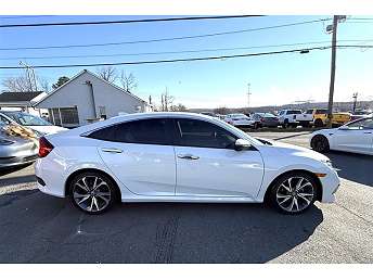 2019 Honda Civic Touring 