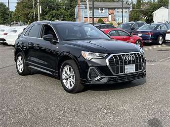 2025 Audi Q3 Premium 