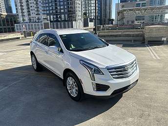 2018 Cadillac XT5 Base 