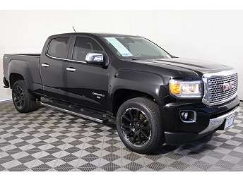 Black GMC Canyon Pickup 2017