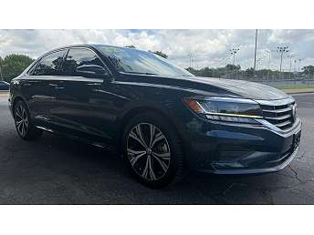 2022 Volkswagen Passat SE 