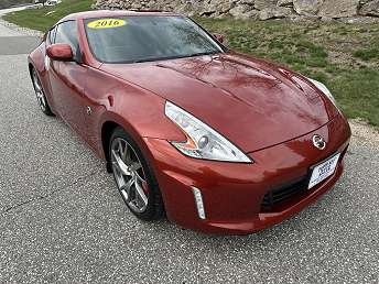 Red Nissan Z Coupe 2016
