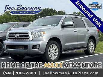 Silver Toyota Sequoia Platinum 2016