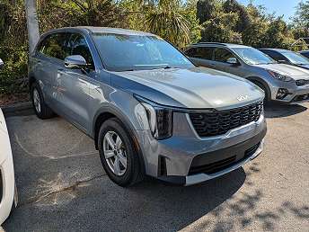 2024 Kia Sorento LX 