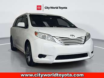 2017 Toyota Sienna LE 