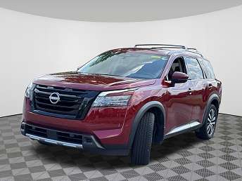 2023 Nissan Pathfinder Platinum 