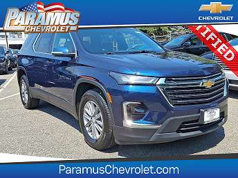 2023 Chevrolet Traverse LT 