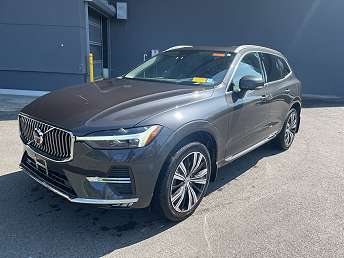 2022 Volvo XC60 B6 Inscription 